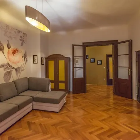 Galerija Et Netflix Old Ljubljana
